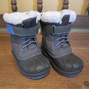 7C snow boots